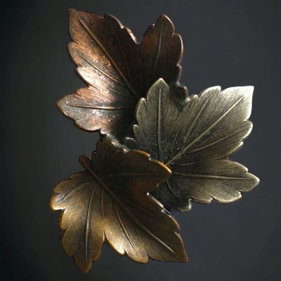 Vintage Maple Leaf Brooch Pin Mixed Metals K&T Leaves Artisan Autumn Cottagecore - Picture 7 of 16